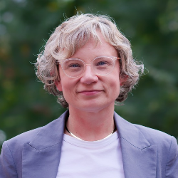 Headshot of Sylvie Jasen.