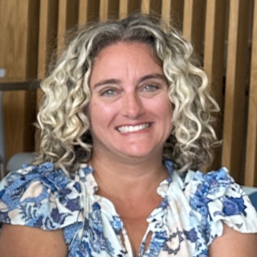 Rebecca Windover headshot