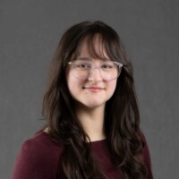 Laura Hunter headshot