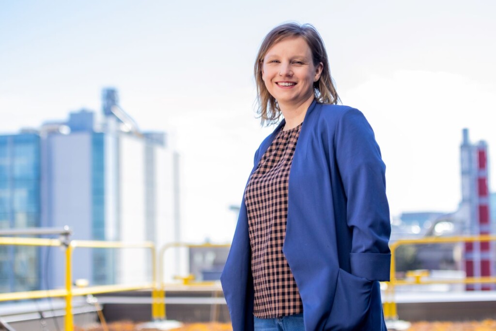 Portrait of Jennifer Drake