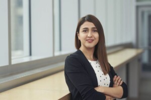 Samira Farivar headshot