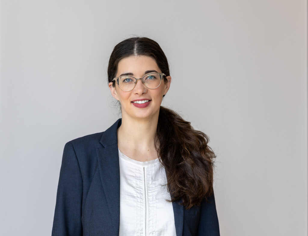 Katherine Marczenko headshot