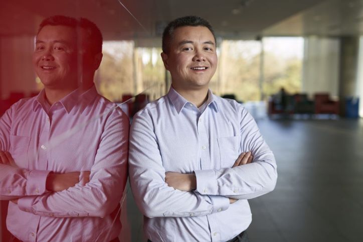 Guoliang Frank Jiang headshot