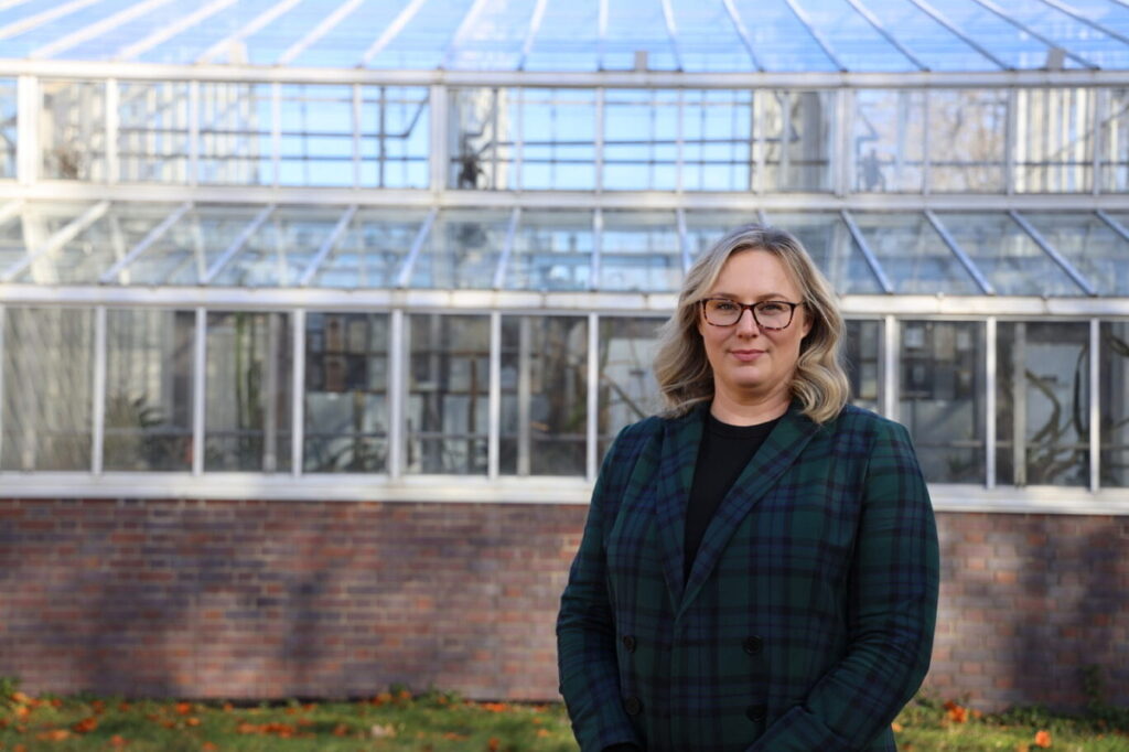 Jessica Davis headshot