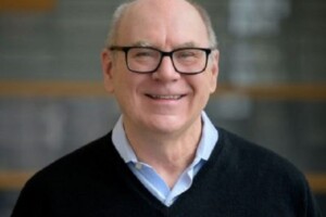 Larry Kostiuk headshot